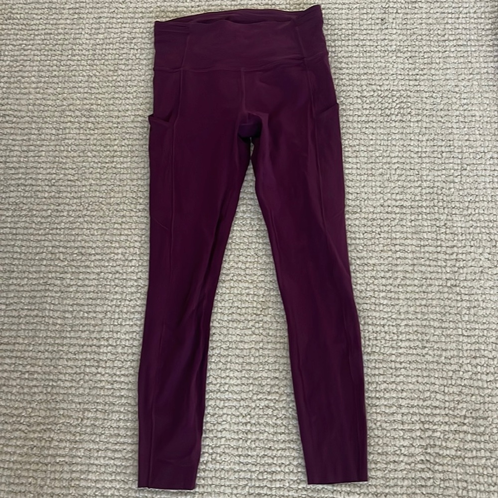 Lululemon Fast and Free Size 6 25”